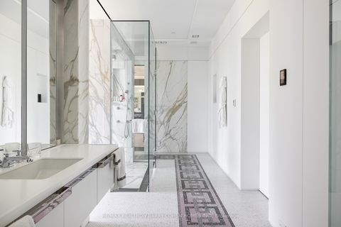 Photo 21 at 17 Ardwold Gate, Casa Loma, Toronto