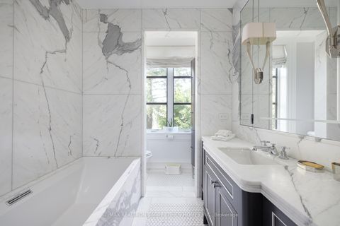 Photo 24 at 17 Ardwold Gate, Casa Loma, Toronto Photo 24 at 17 Ardwold Gate, Casa Loma, Toronto