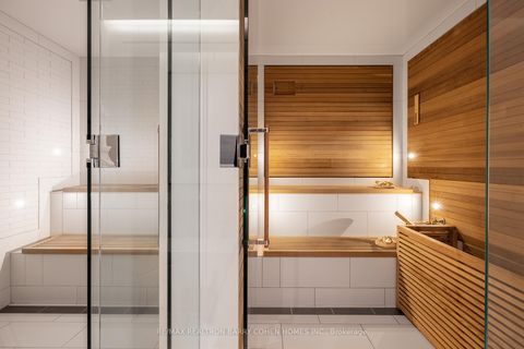 Photo 31 at 17 Ardwold Gate, Casa Loma, Toronto Photo 31 at 17 Ardwold Gate, Casa Loma, Toronto