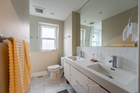 Photo 19 at 502 King Street E, Moss Park, Toronto