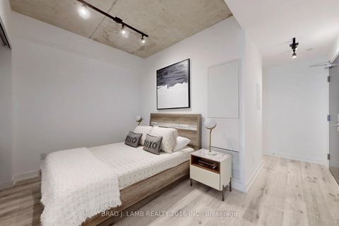Photo 15 at 419 - 55 Ontario Street, Moss Park, Toronto