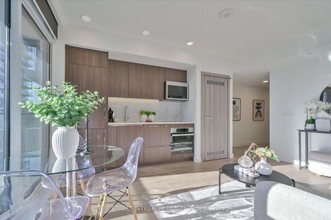 Photo 11 at 3507 - 38 Widmer Street, Waterfront Communities C1, Toronto