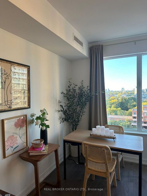 Photo 4 at 820 - 270 Dufferin Street, South Parkdale, Toronto