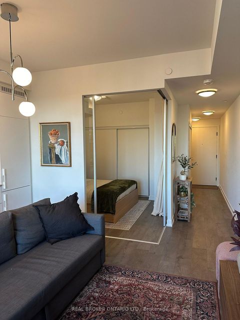 Photo 11 at 820 - 270 Dufferin Street, South Parkdale, Toronto