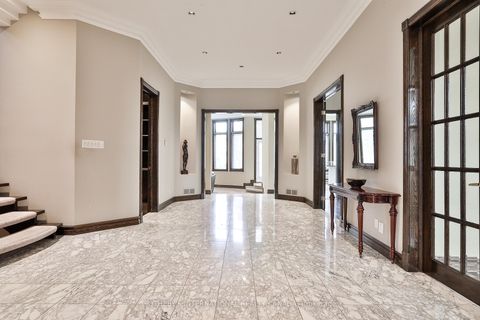Photo 1 at 290 Byng Avenue, Willowdale East, Toronto