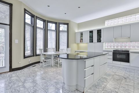 Photo 14 at 290 Byng Avenue, Willowdale East, Toronto