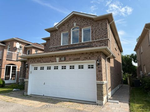 Photo 2 at 43 Bayswater Avenue, Oak Ridges Lake Wilcox, Richmond Hill