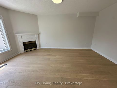 Photo 9 at 43 Bayswater Avenue, Oak Ridges Lake Wilcox, Richmond Hill