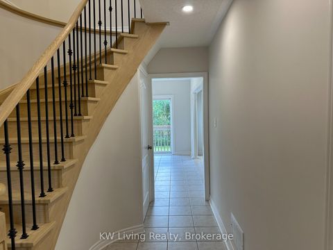 Photo 13 at 43 Bayswater Avenue, Oak Ridges Lake Wilcox, Richmond Hill