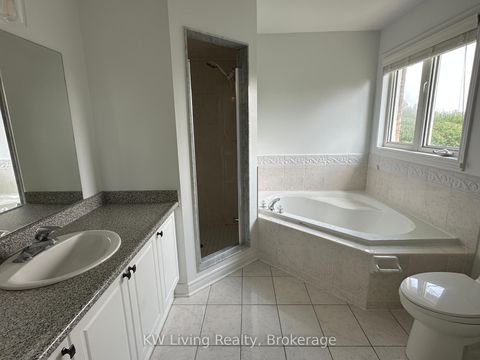 Photo 18 at 43 Bayswater Avenue, Oak Ridges Lake Wilcox, Richmond Hill