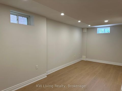 Photo 26 at 43 Bayswater Avenue, Oak Ridges Lake Wilcox, Richmond Hill