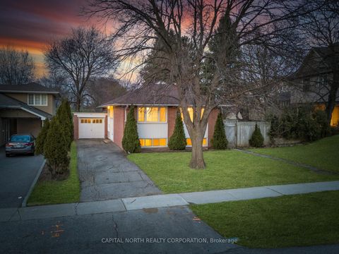 Photo 0 at 7 Golfwood Heights, The Westway, Toronto