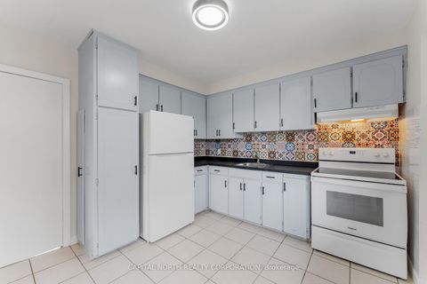 Photo 11 at 7 Golfwood Heights, The Westway, Toronto