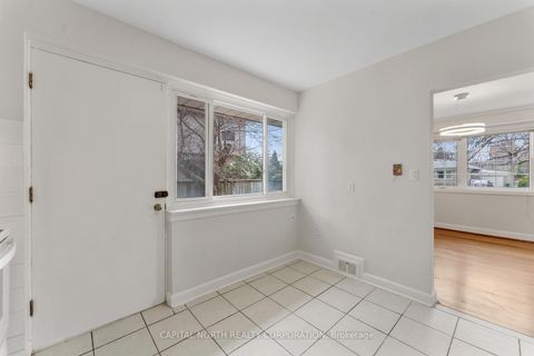 Photo 13 at 7 Golfwood Heights, The Westway, Toronto