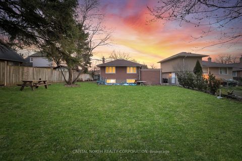 Photo 32 at 7 Golfwood Heights, The Westway, Toronto