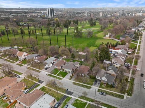Photo 36 at 7 Golfwood Heights, The Westway, Toronto