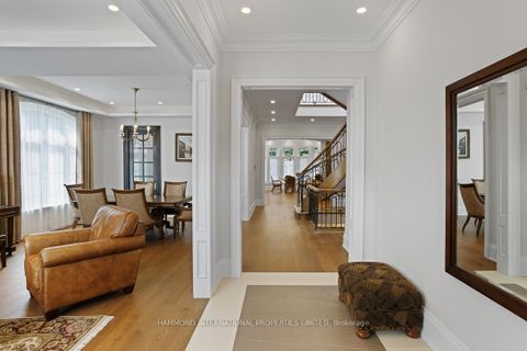 Photo 2 at 173 Millpond Court, Mill Pond, Richmond Hill