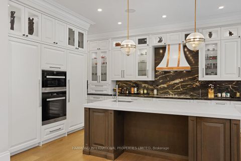 Photo 10 at 173 Millpond Court, Mill Pond, Richmond Hill