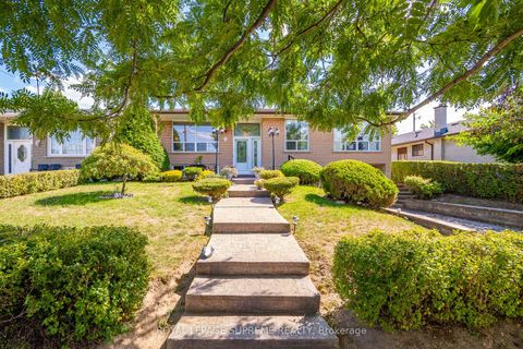 Photo 3 at 75 Windhill Crescent, Humbermede, Toronto