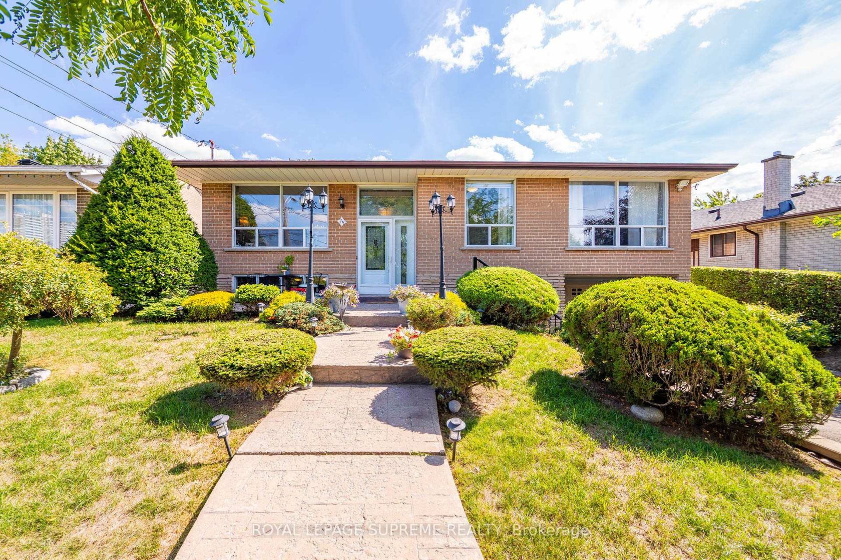 75 Windhill Crescent, Humbermede, Toronto 
