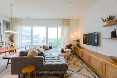 Photo 5 at 402 - 20 Tubman Avenue, Regent Park, Toronto