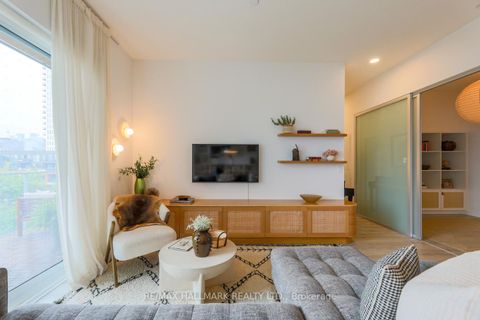 Photo 6 at 402 - 20 Tubman Avenue, Regent Park, Toronto