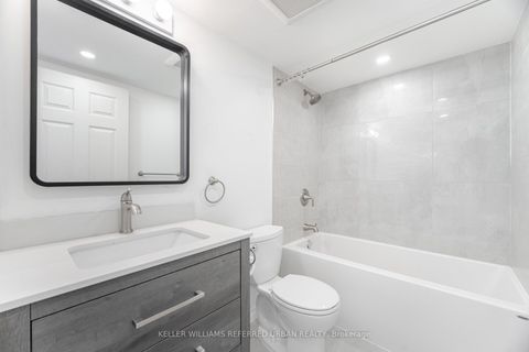 Photo 16 at 2008 - 270 Queens Quay W, Waterfront Communities C1, Toronto
