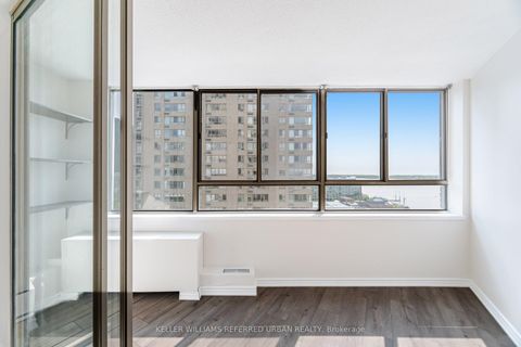 Photo 17 at 2008 - 270 Queens Quay W, Waterfront Communities C1, Toronto