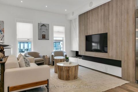 Photo 3 at 255 Smallwood Circle, Brownridge, Vaughan