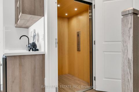 Photo 18 at 255 Smallwood Circle, Brownridge, Vaughan