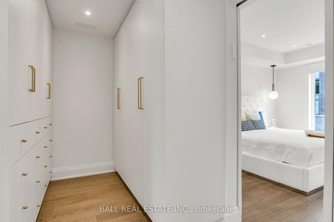 Photo 24 at 255 Smallwood Circle, Brownridge, Vaughan