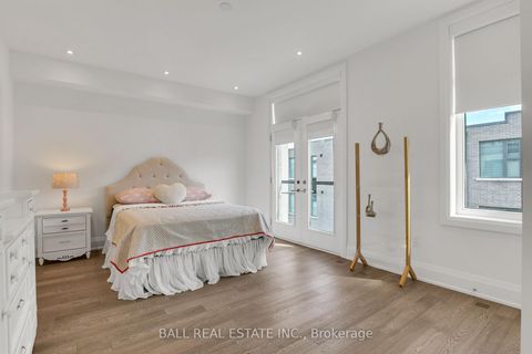 Photo 31 at 255 Smallwood Circle, Brownridge, Vaughan