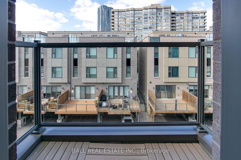Photo 36 at 255 Smallwood Circle, Brownridge, Vaughan