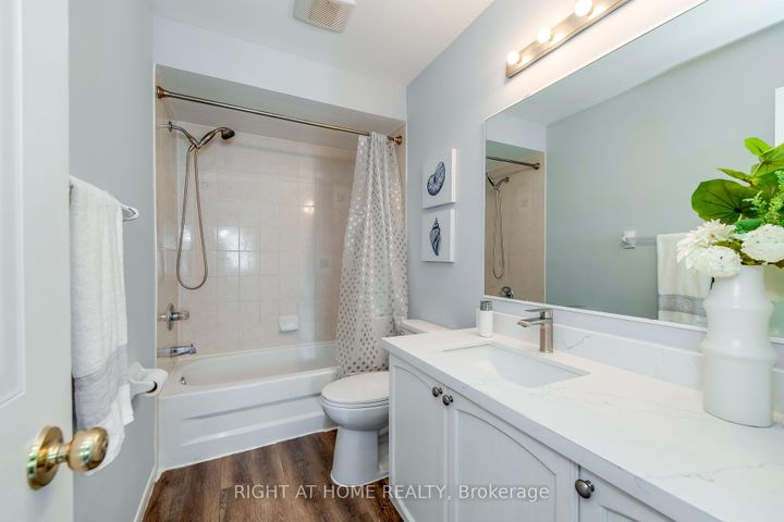 Photo 23 at 104 - 2945 Thomas Street, Central Erin Mills, Mississauga