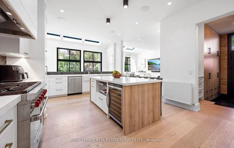 Photo 13 at 10 Colwood Road, Humber Valley, Toronto