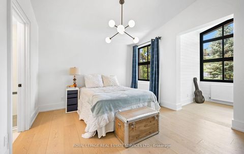 Photo 25 at 10 Colwood Road, Humber Valley, Toronto