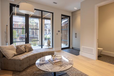Photo 2 at 179 Palmerston Avenue, Bellwoods, Toronto