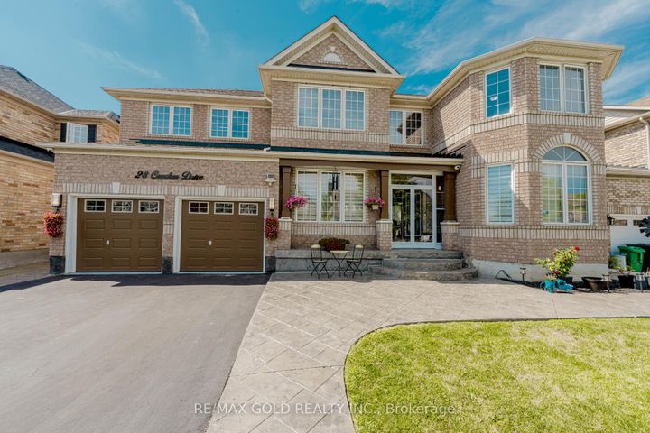 Photo 1 at 28 Crocker Drive, Vales of Castlemore, Brampton