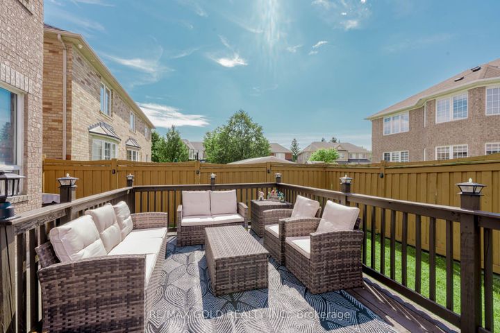 Photo 36 at 28 Crocker Drive, Vales of Castlemore, Brampton