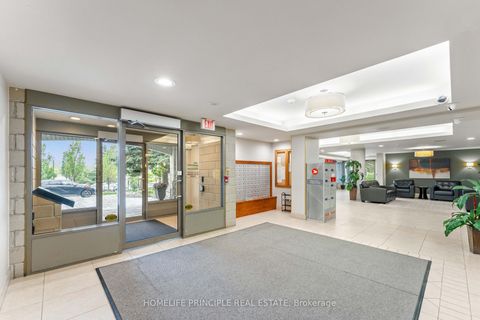 Photo 5 at 502 - 2500 Rutherford Road, Maple, Vaughan