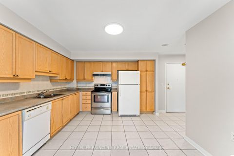 Photo 17 at 502 - 2500 Rutherford Road, Maple, Vaughan