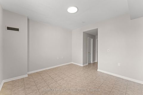 Photo 27 at 502 - 2500 Rutherford Road, Maple, Vaughan