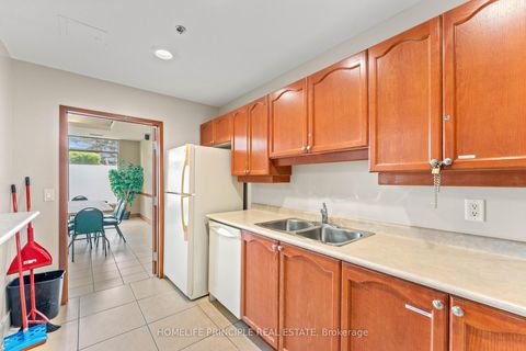Photo 34 at 502 - 2500 Rutherford Road, Maple, Vaughan