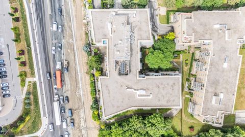 Photo 38 at 502 - 2500 Rutherford Road, Maple, Vaughan
