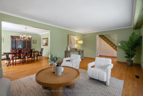 Photo 6 at 6 Longfield Road, Rosethorn, Toronto