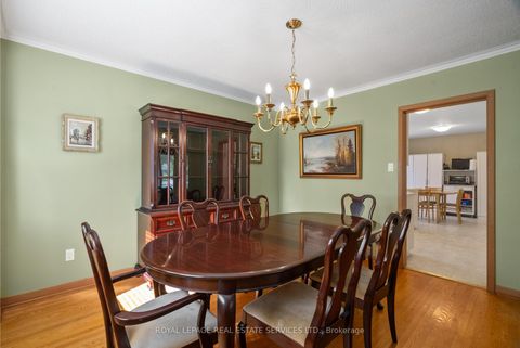 Photo 8 at 6 Longfield Road, Rosethorn, Toronto