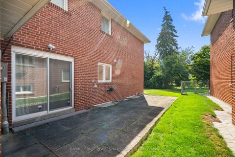 Photo 34 at 6 Longfield Road, Rosethorn, Toronto