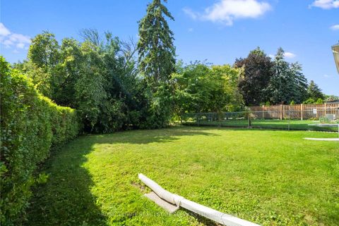 Photo 36 at 6 Longfield Road, Rosethorn, Toronto