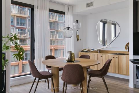 Photo 13 at 612 - 505 Richmond Street W, Waterfront Communities C1, Toronto