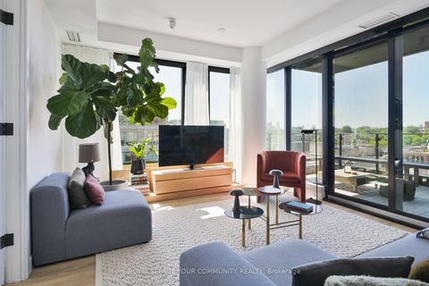 Photo 15 at 612 - 505 Richmond Street W, Waterfront Communities C1, Toronto